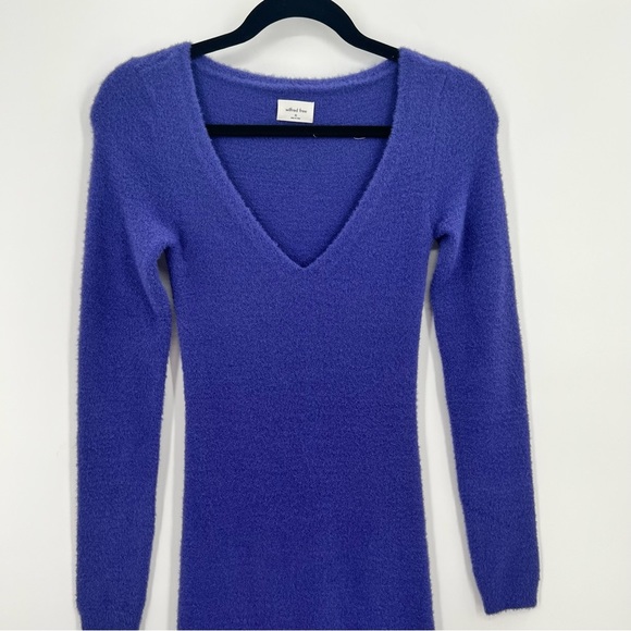 Aritzia Wilfred Free Hush Knit Sweater Midi Dress Bodycon Long Sleeve V-Neck XS - Picture 3 of 8